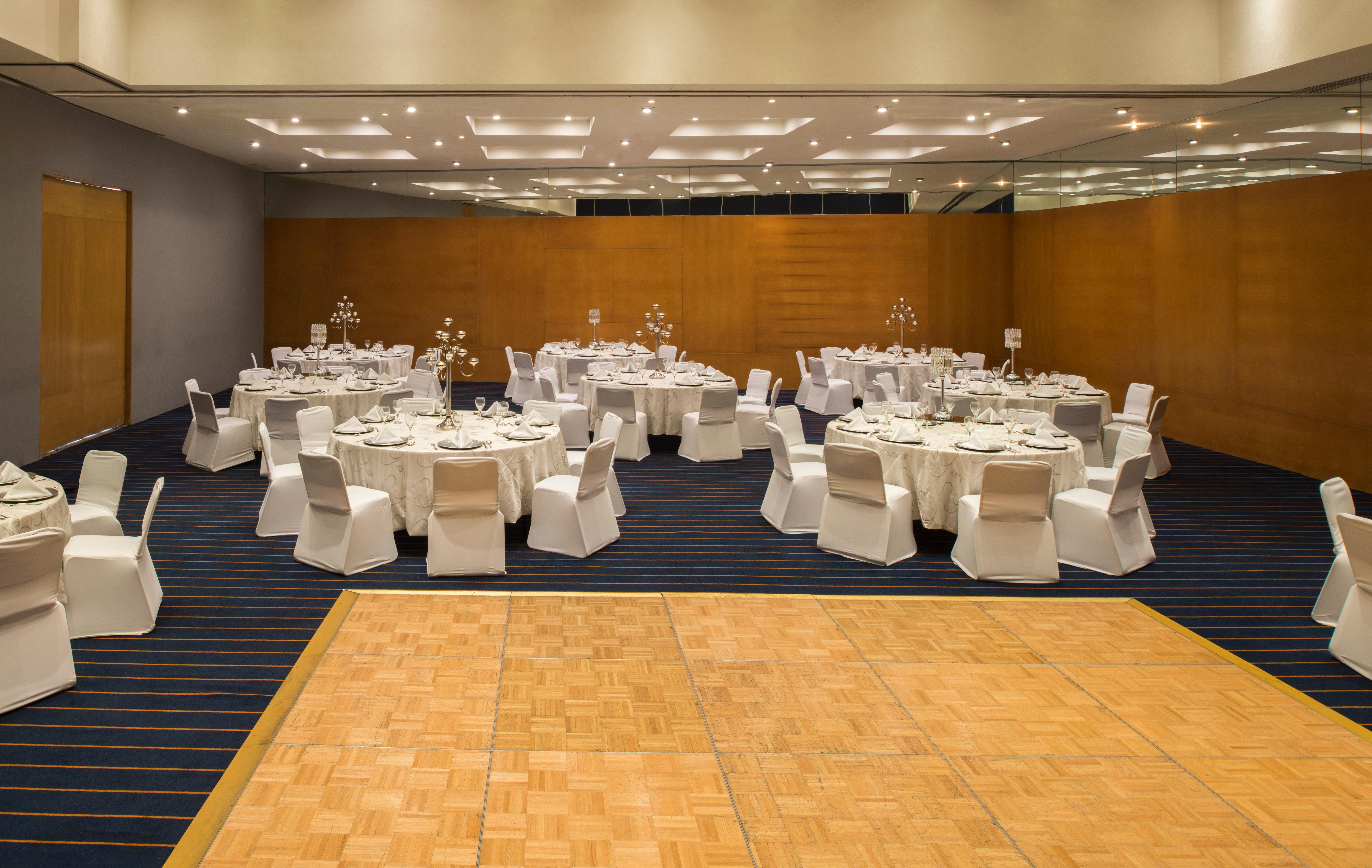 Real Inn Torreón エクステリア 写真