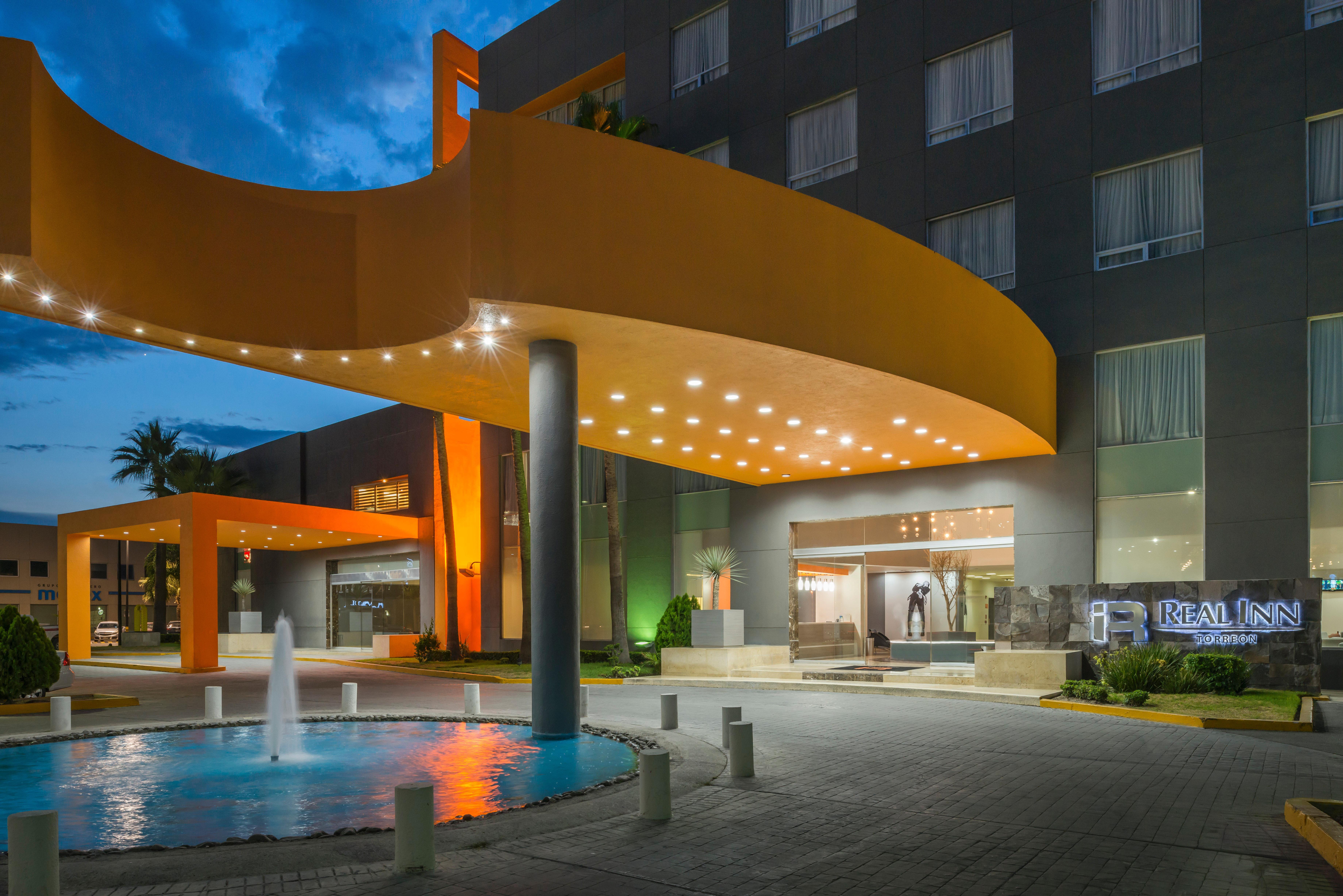 Real Inn Torreón エクステリア 写真