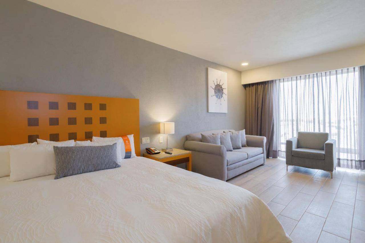 Real Inn Torreón エクステリア 写真