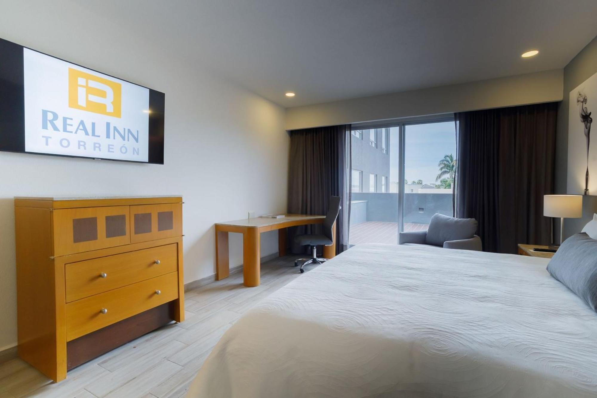 Real Inn Torreón エクステリア 写真